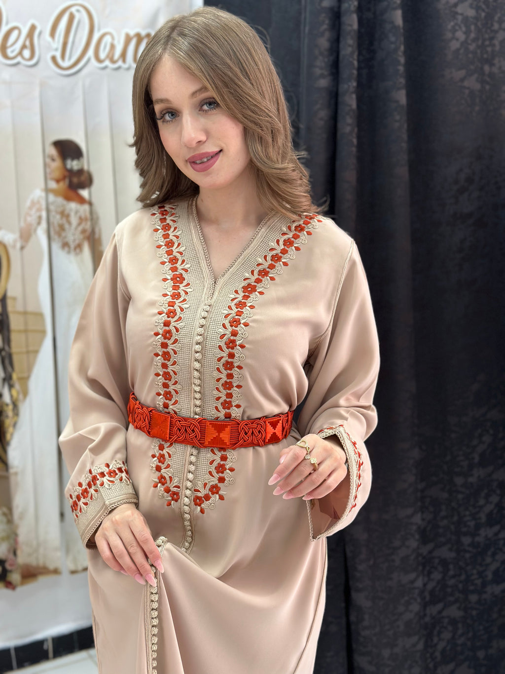 Caftan - قفطان